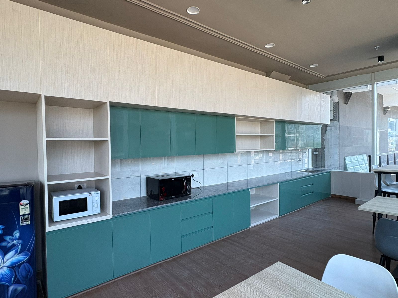 Global Green Interior Design Company Logo - Sustainable Design Experts